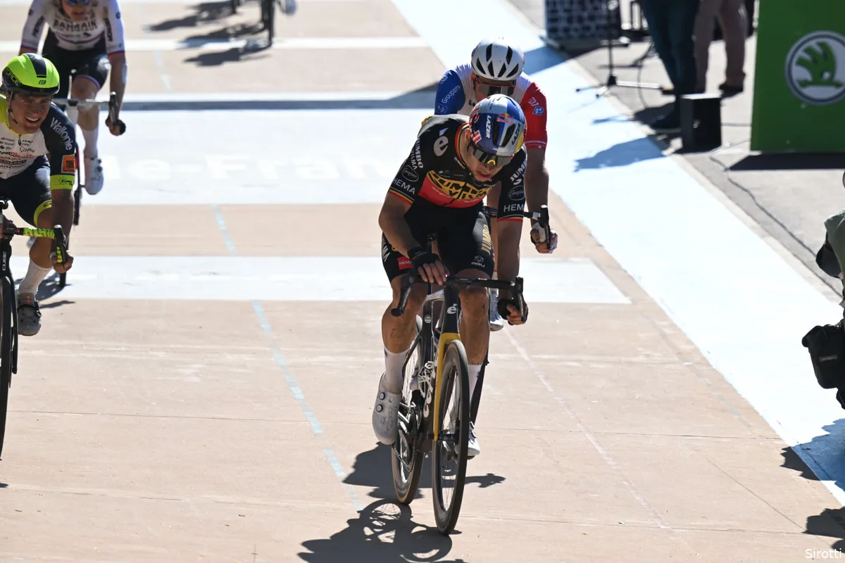 Roodhooft verbolgen over Jumbo-Visma en Plugge: 'Specialist in het uitkramen van onzin'