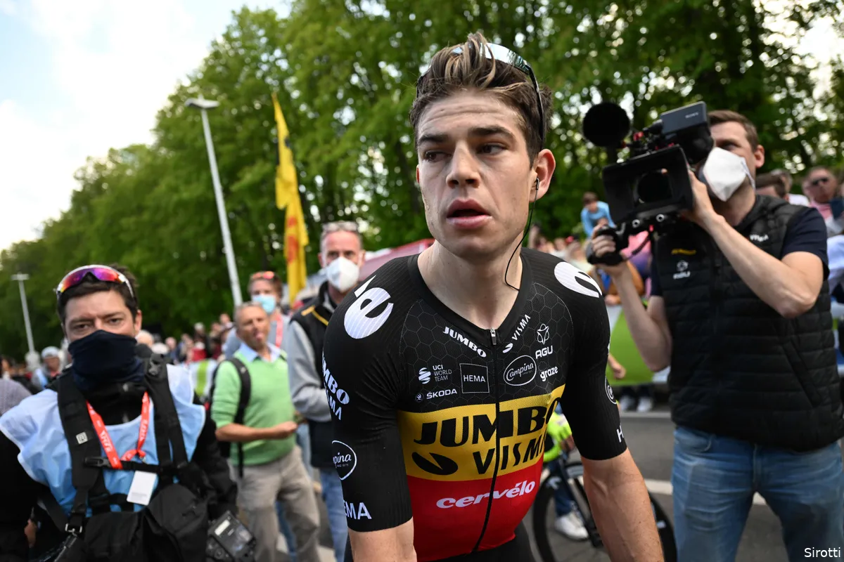 Jumbo-Visma maakt zich geen zorgen om Van Aert: 'Krijgen betere Wout te zien in de Tour'