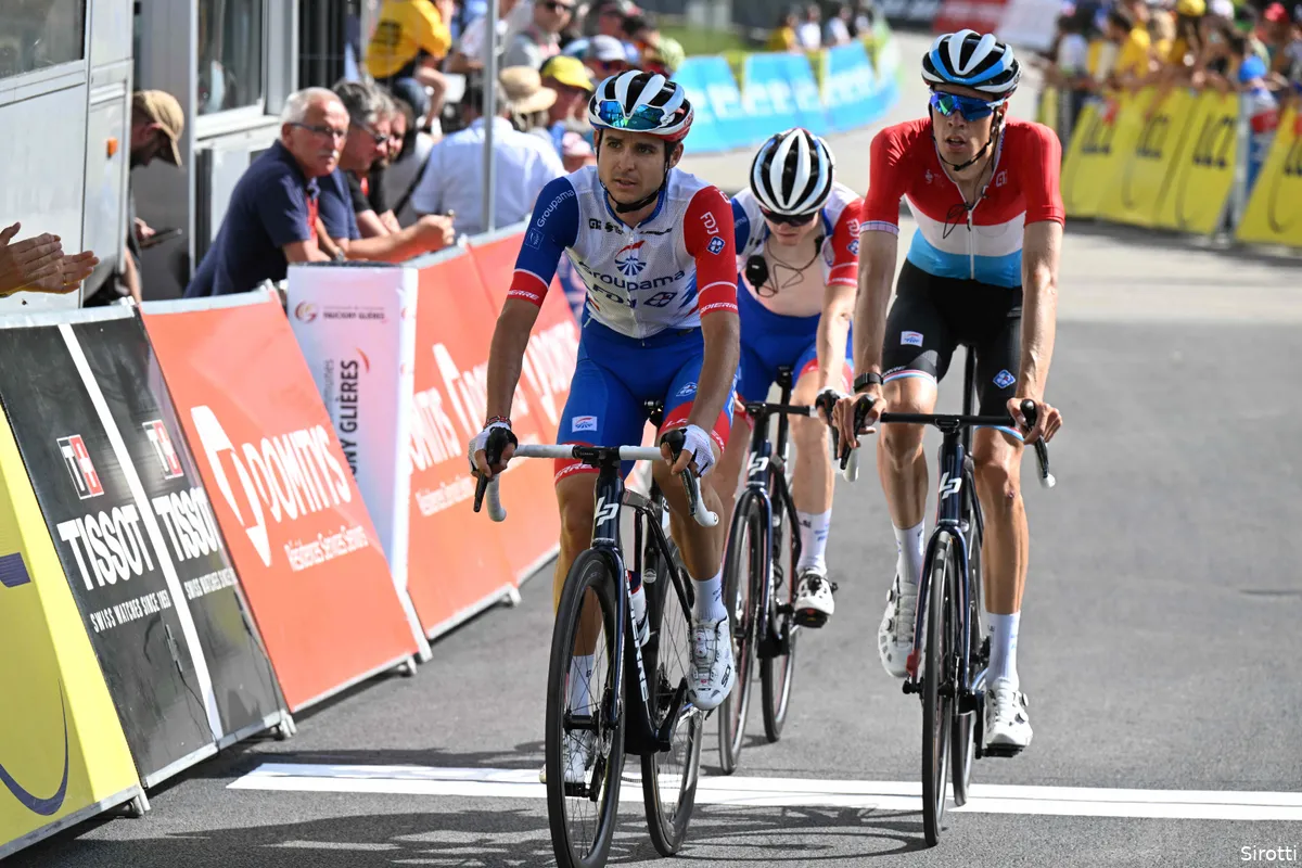 Gaudu verontschuldigt zich na verlies van 11 plekken in klassement: 'Lichaam zei nee'