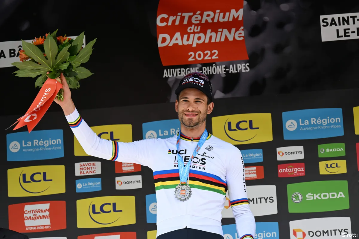 Ganna in tijdrit twee seconden rapper dan Van Aert: 'Maakte me wel een beetje zorgen'