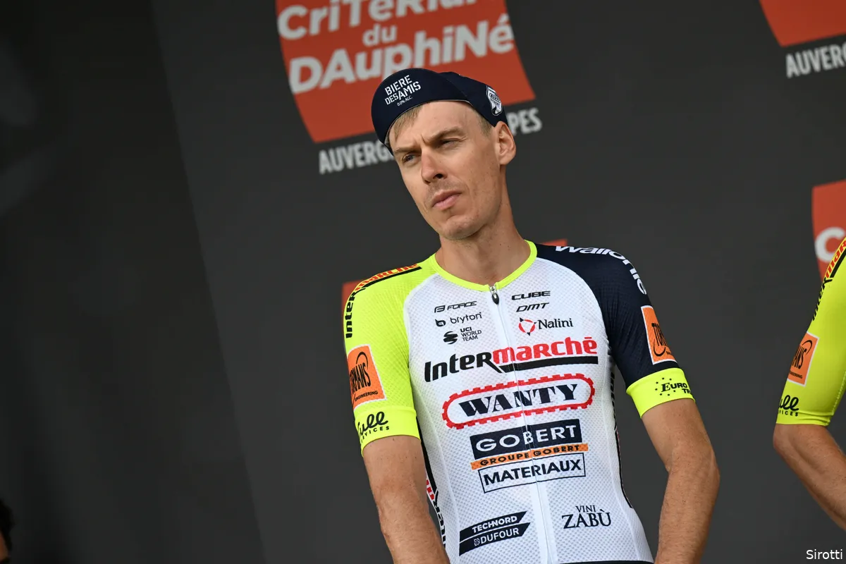 Jan Hirt test positief op corona en moet Ronde van Spanje verlaten