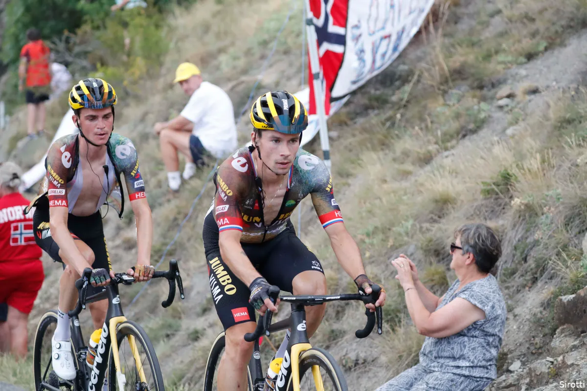 Armstrong en Hincapie zetten vraagtekens bij opgave Roglic: 'Signalen dat er iets niet klopt'