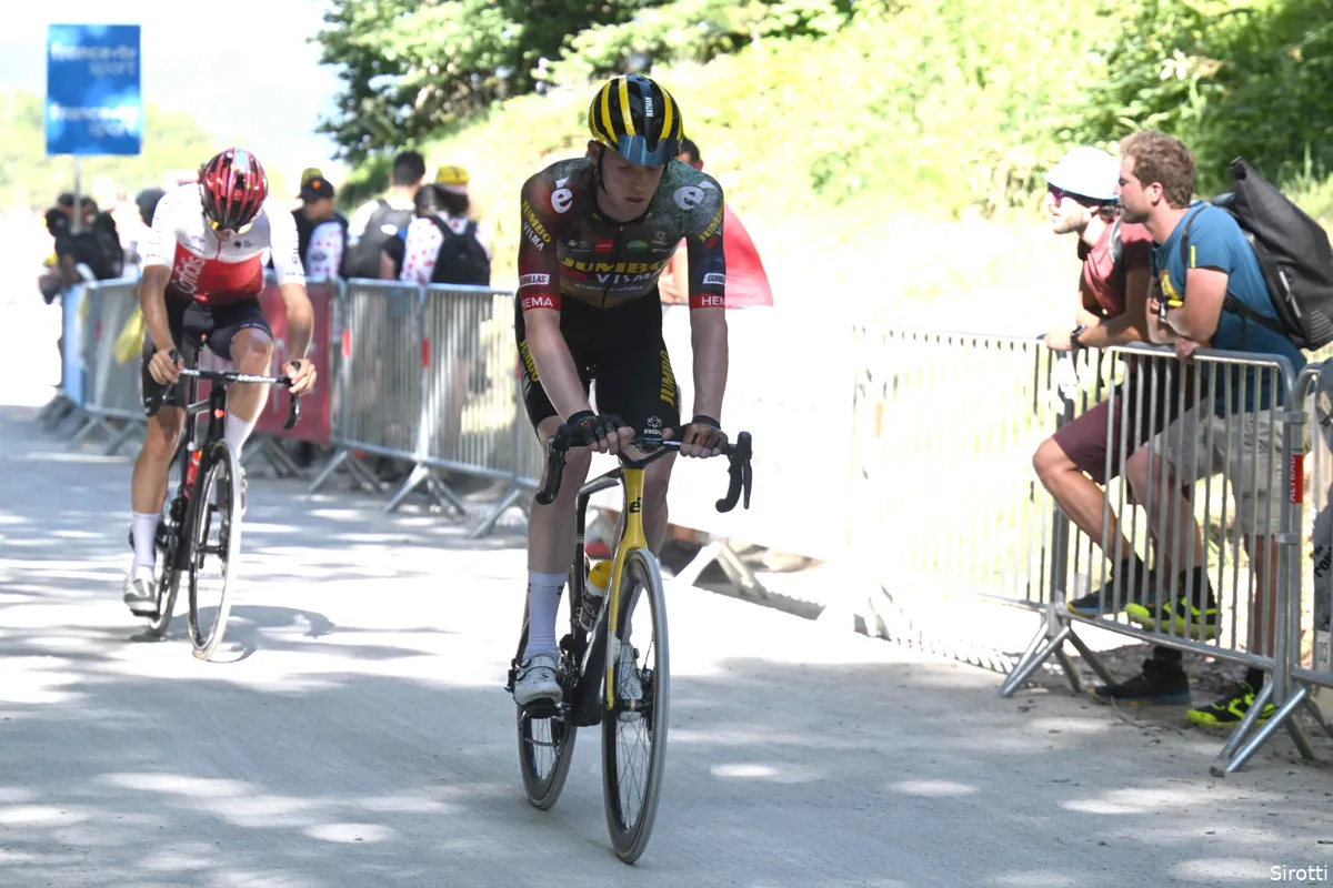 Van Hooydonck toont zich ook in de Pyreneeën van goudwaarde: 'Had niet gezien dat Wout mee was'