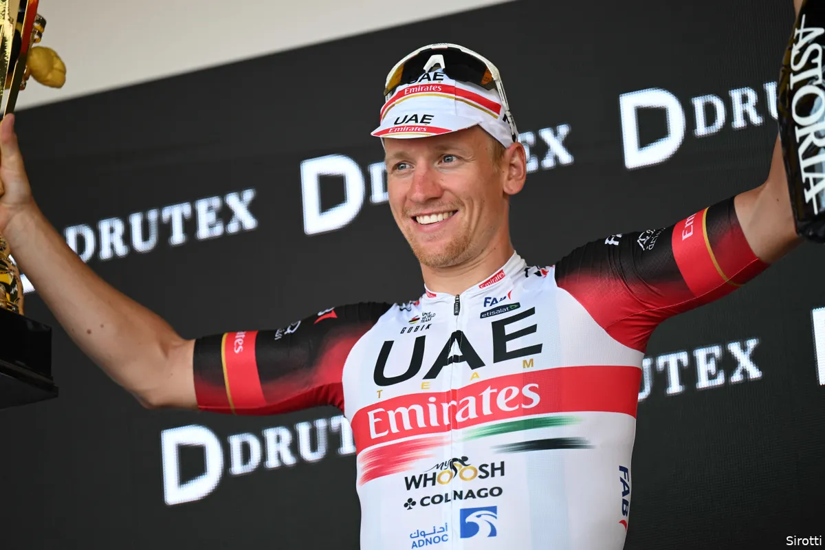 Wielrennen op TV 21 augustus 2022 | Bomvolle koersmiddag op meerdere fronten