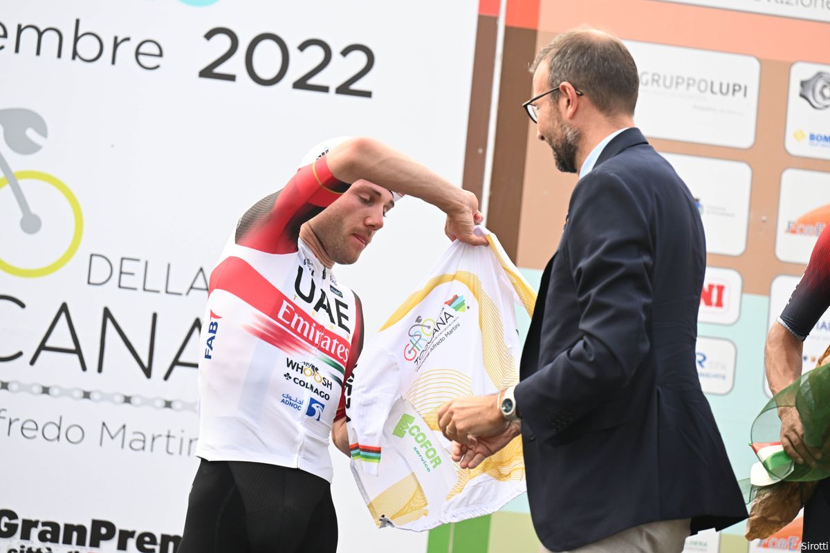 Hirschi wint 'klimmersrace' Toscana: 'Om hier te winnen heb je een goede sprint nodig'
