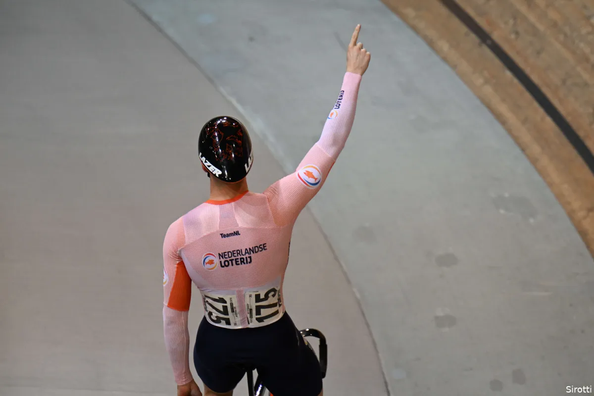 Wielrennen op TV 16 oktober 2022 | Bomvolle koersdag op diverse ondergronden!