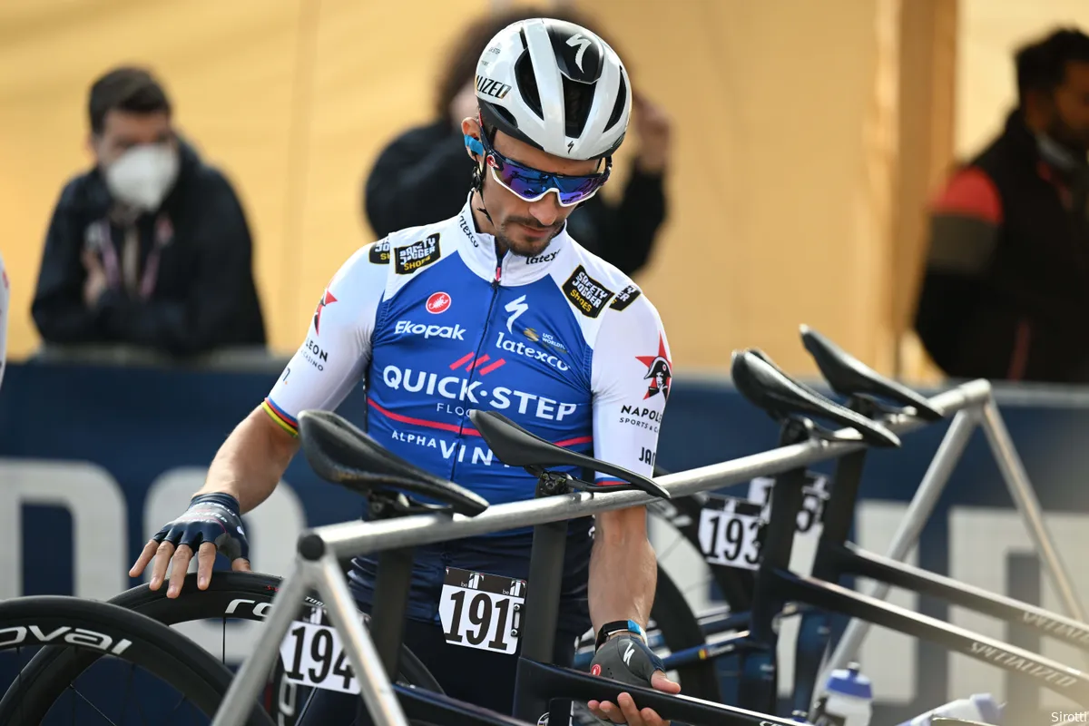 Lefevere: 'Alaphilippe heeft het salaris van een kampioen, maar hij moet bewijzen dat hij dat nog is'