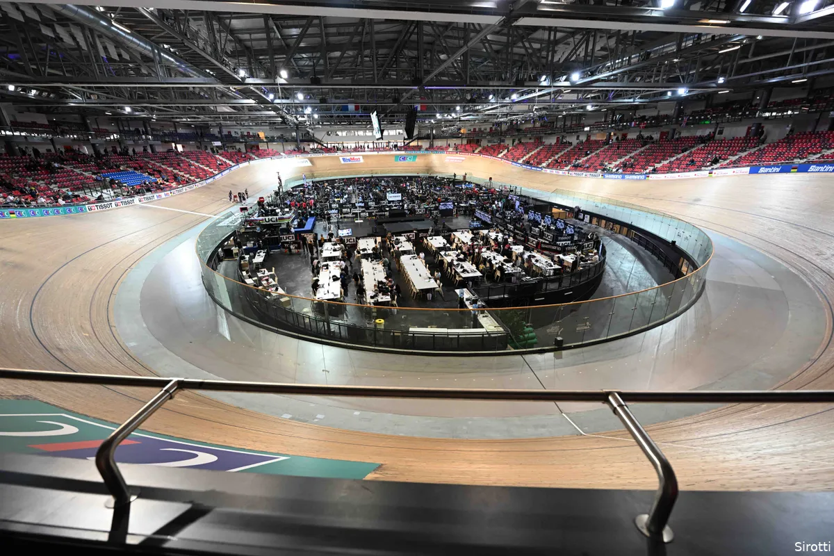 Wielrennen op TV 14 oktober 2022 | Hoogland in de tijdrit, onderdeel Sprint bij de vrouwen