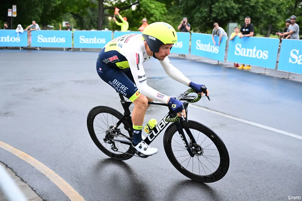 Deelnemers Tour Down Under 2023 | Acht opgaves in laatste etappe, 121 renners halen de finish