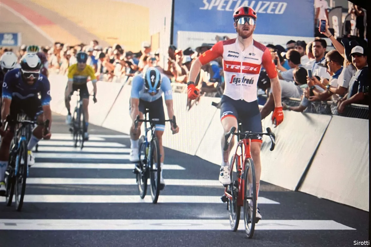 Quinn Simmons legt Jakobsen en consorten in de luren met machtige uitval in San Juan