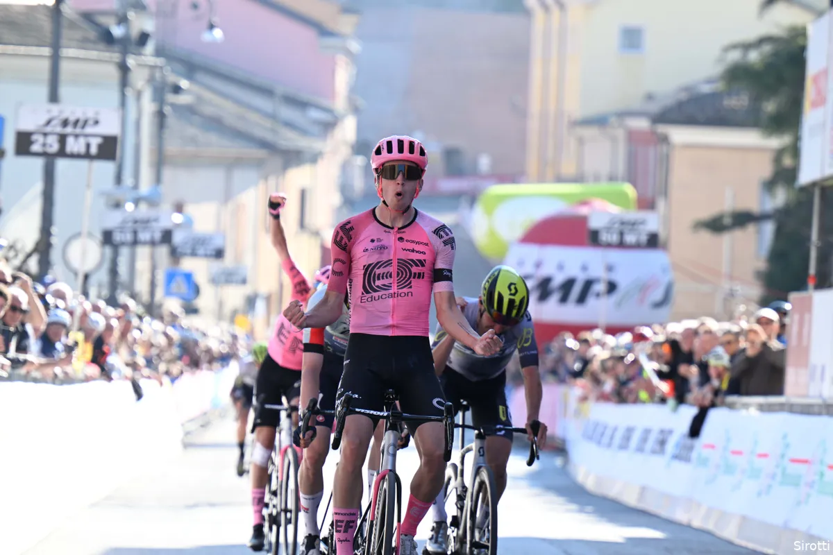 Quinn boekt in Coppi e Bartali eerste profzege: 'Eerlijk gezegd is het een opluchting'