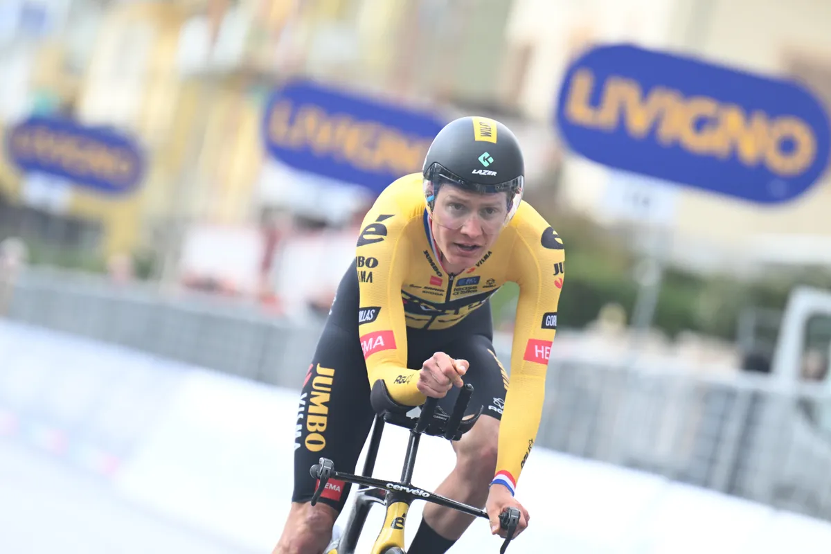 Interview | Jumbo-Visma trekt nog geen conclusies na tijdverlies Kelderman: 'Tijdrit is gewoon eerlijk'