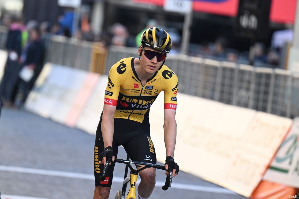 Kelderman mist door Tirreno-crash de Giro, Kuss vervanger bij Jumbo-Visma: 'Worden er niet zwakker op'