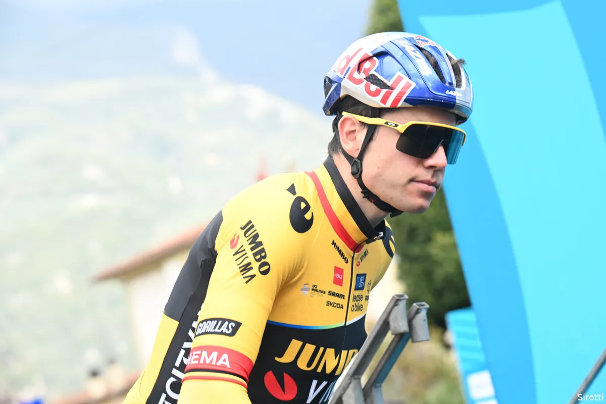 Van Aert en Pidcock kunnen Tirreno-Adriatico vrijwel ongeschonden voortzetten: 'Gaat verrassend goed'