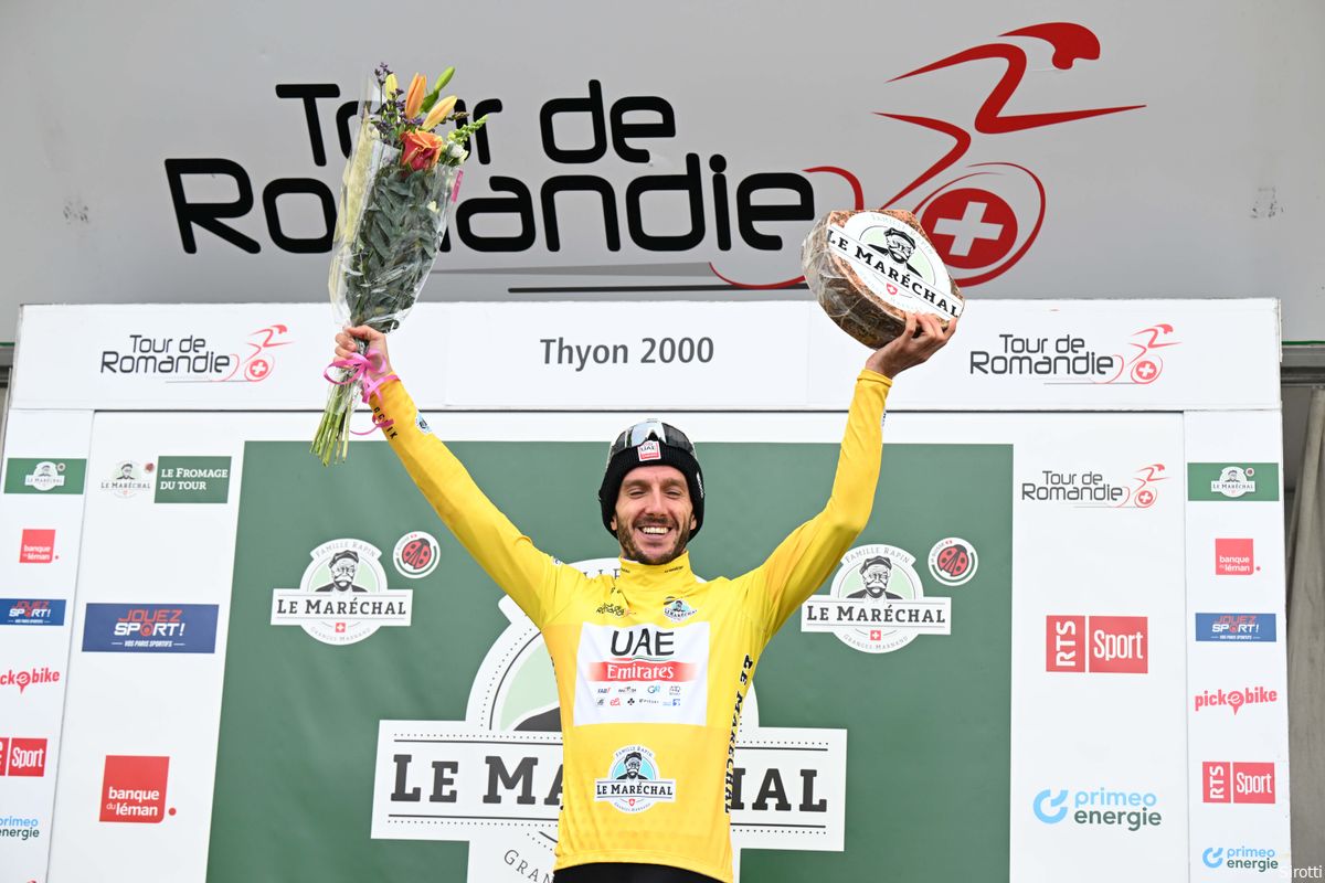 Yates verlegt de focus na eindzege Romandië: 'Pogacar zo goed mogelijk helpen in de Tour de France'