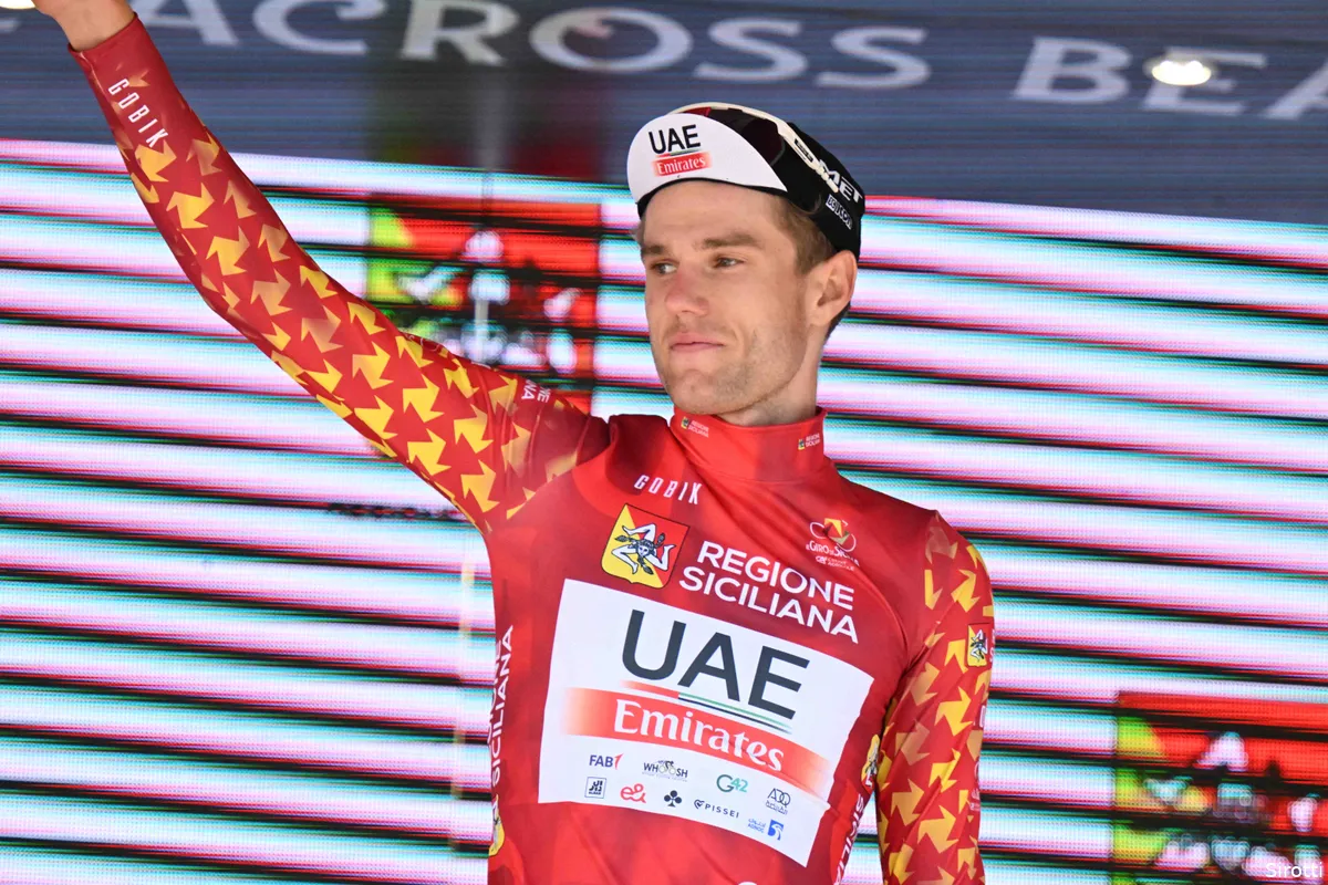 Fisher-Black (UAE) heeft na eerste profzege nog mooie woorden over voor ex-ploeg Jumbo-Visma en Vingegaard