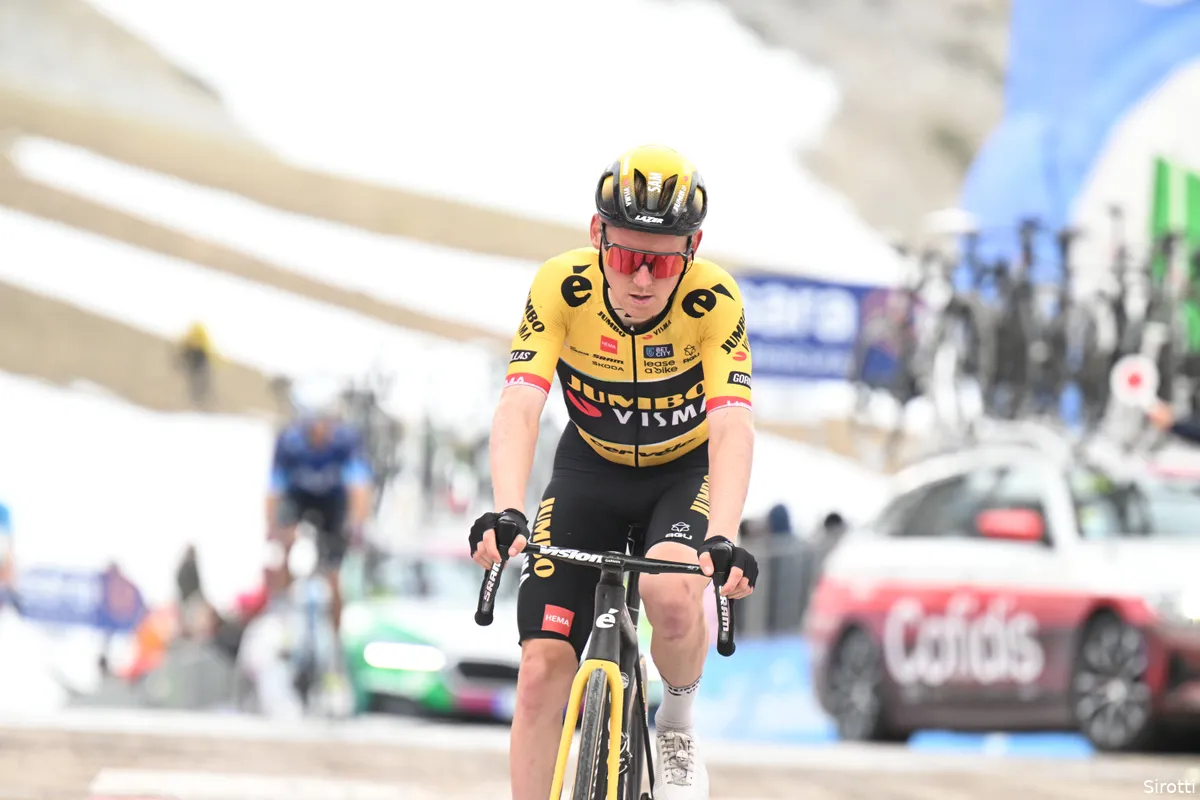 Oomen leerde 'bierdrinker' Roglic kennen na eindzege in Giro: 'Zolang het maar niet alcoholvrij is'