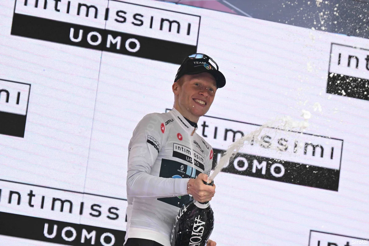 Leknessund stelt op eerste rustdag dat zijn Giro al is geslaagd: 'Het roze was natuurlijk het absolute hoogtepunt'