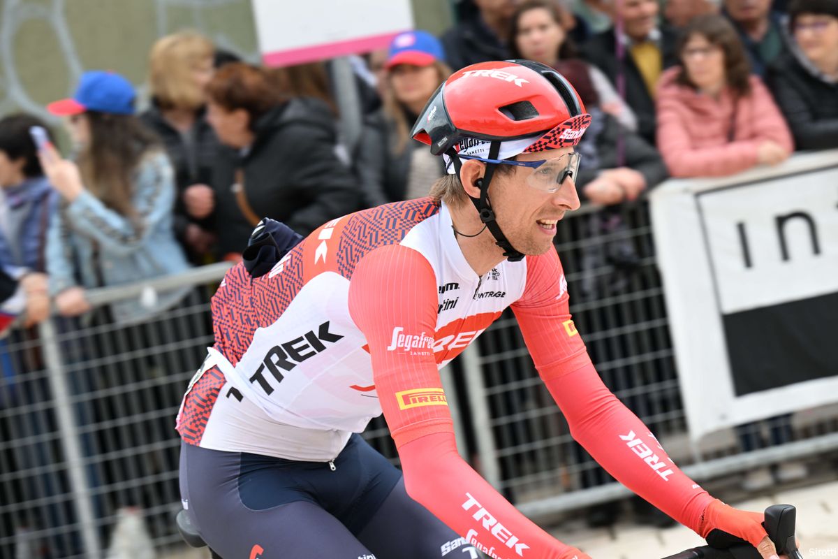 Mollema zelfkritisch na missen Tour de France: 'Ik had ook een beter voorjaar moeten rijden'