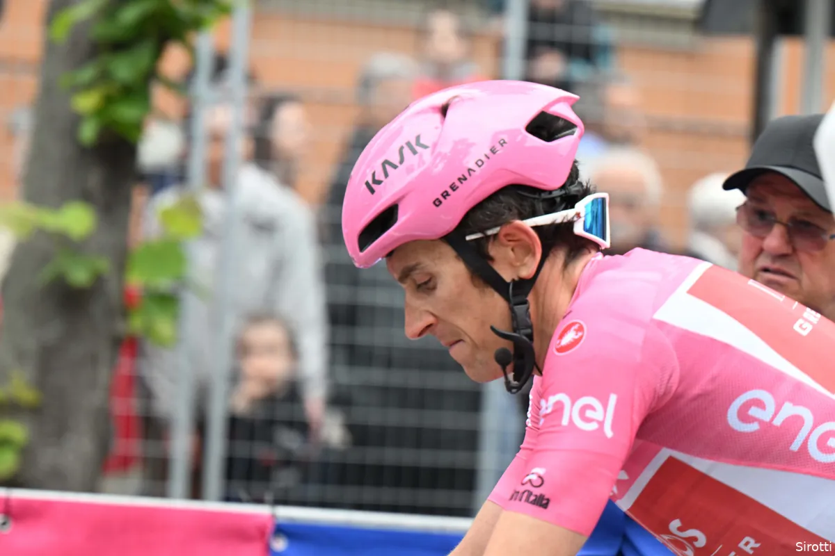Thomas sprak met Roglic na gezamenlijke crash: 'Zag wel dat hij een diepe snee had'