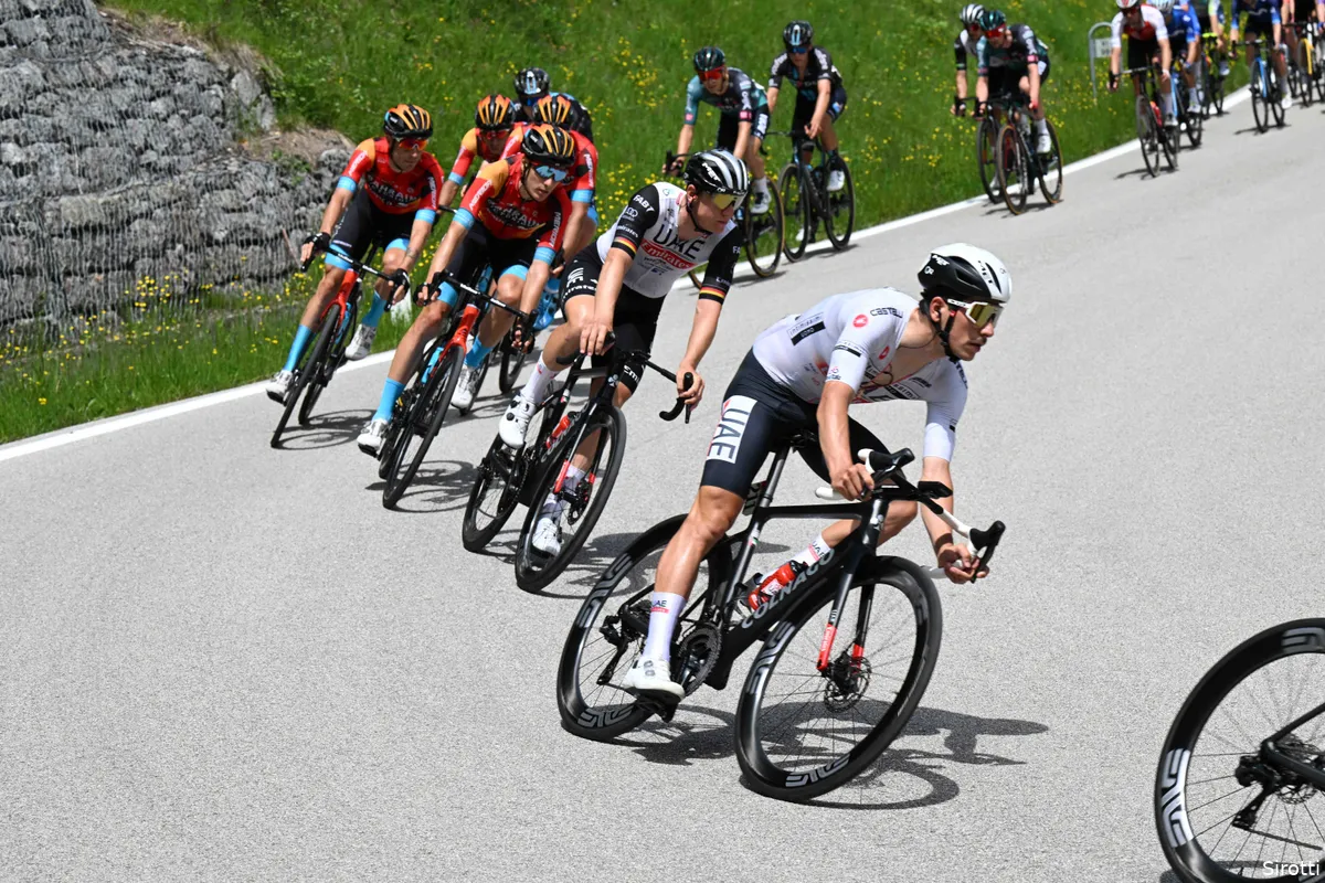 Bij UAE-Team Emirates denken ze aan dag voor ontsnapping, Thomas verwacht klassementsstrijd in Giro