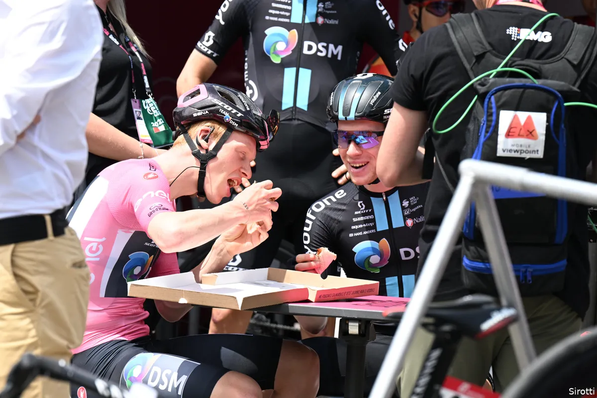 Ondanks pizzapunt blijft Leknessund (DSM) in het roze, spurter Mayrhofer baalt