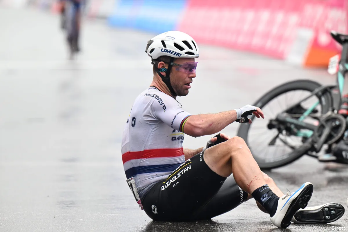 Cavendish opnieuw ten val, samen met Marit: 'Windvlaag blies ons onderuit in afdaling'