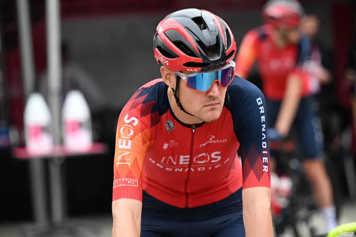 Domper voor Geraint Thomas in jacht op roze trui: geblesseerde Sivakov stapt uit Giro d'Italia
