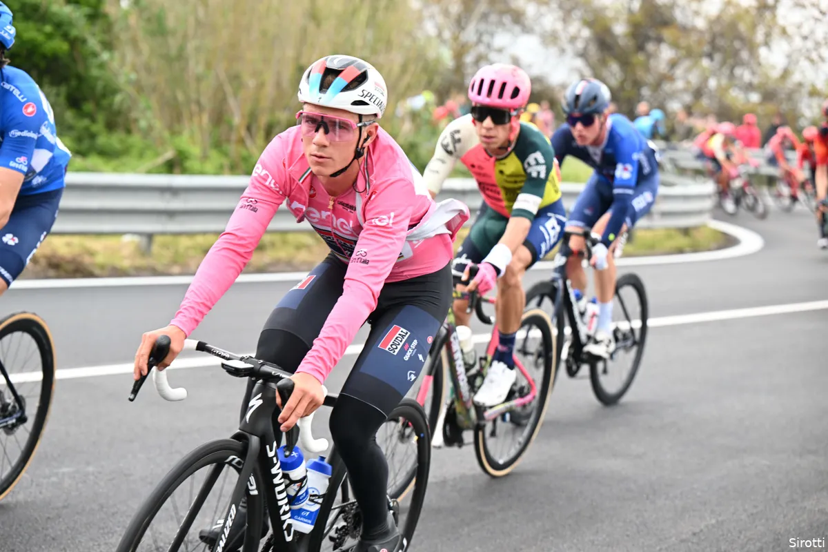 Soudal-Quick Step over geïsoleerde Evenepoel: 'We lieten de jongens korte beurten doen'