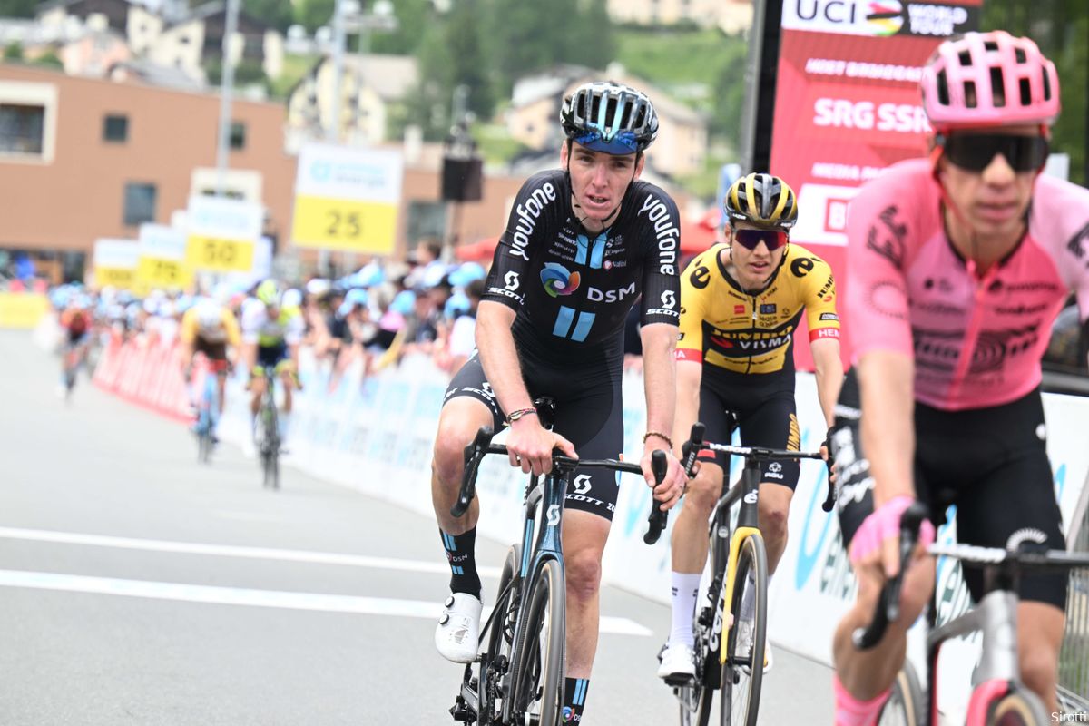 Bardet en Team DSM lijken helemaal klaar voor Tour de France: 'Worden dag na dag beter'