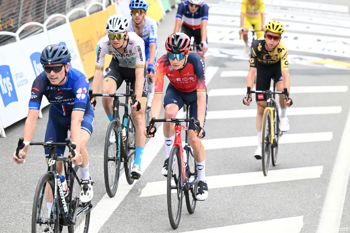 Bernal verliest veel, maar Rodriguez en Pidcock geven INEOS hoop: 'Ik ben sterker dan vorig jaar'