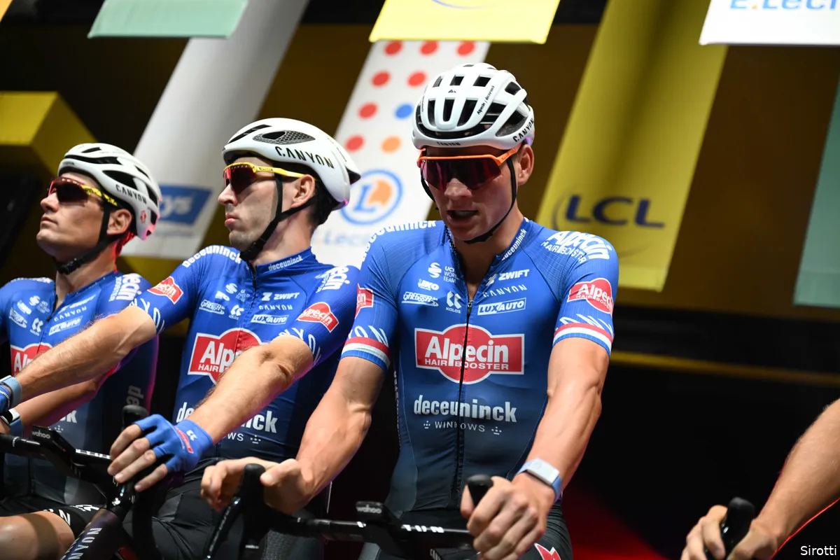 Van der Poel aan de betere hand: 'Zaterdag was één van mijn makkelijkere dagen, op een lastig parcours'