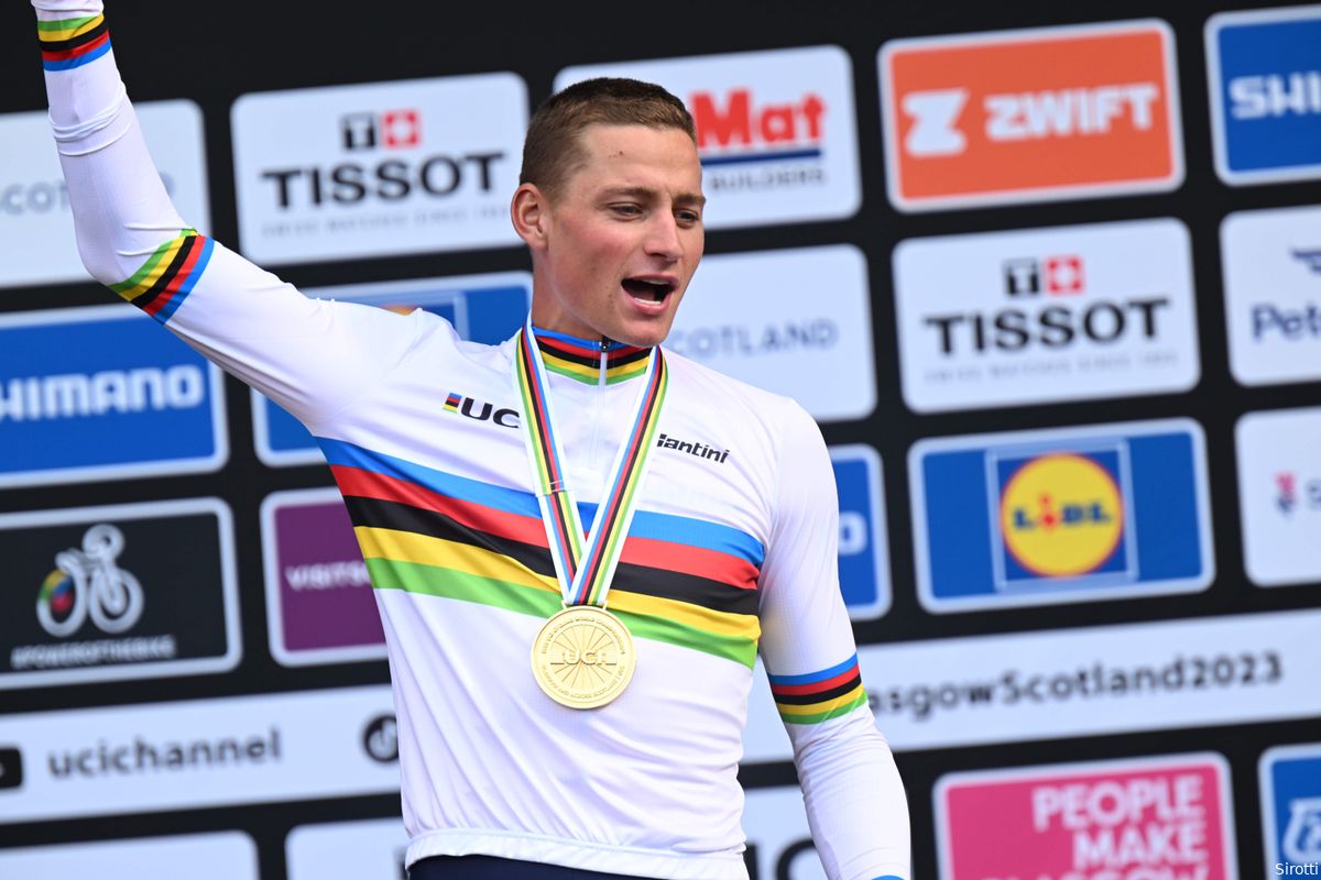 Van der Poel shows rainbow jersey for the first time in his home country:  We have been working on this stunt for some time