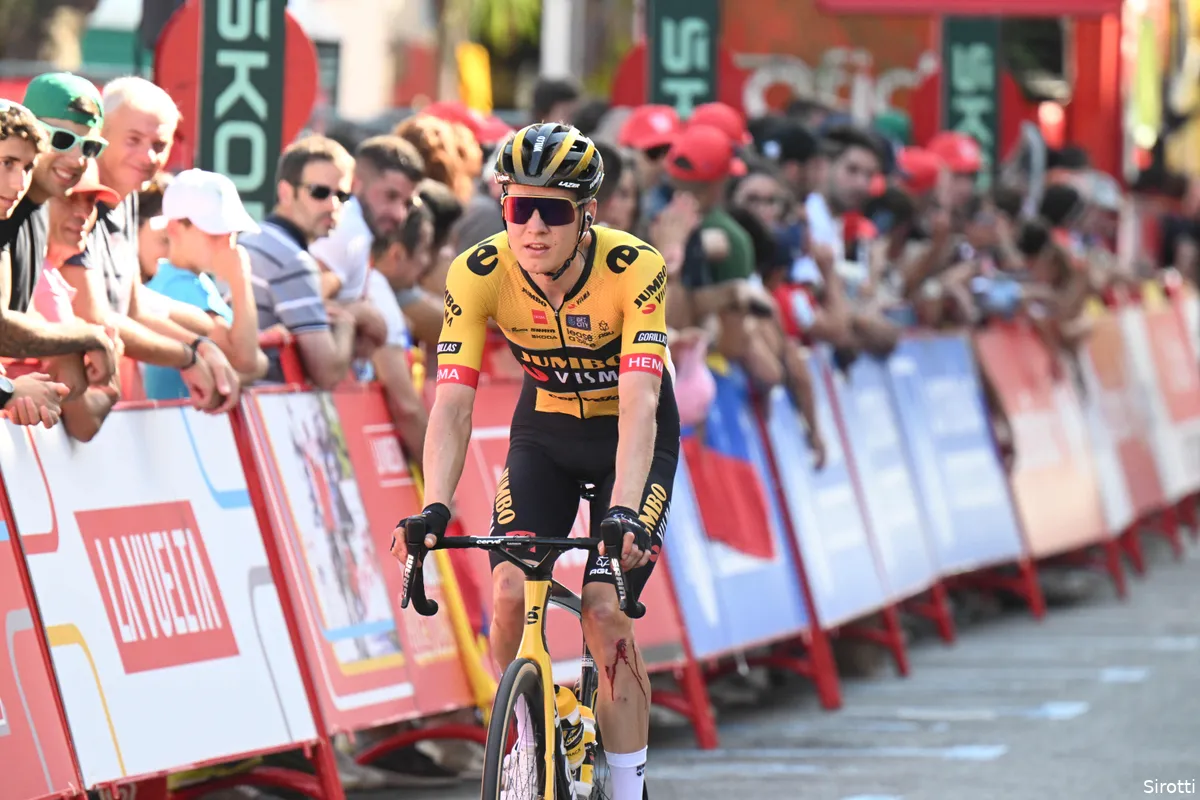 Wilco Kelderman in ziekenhuis nader onderzocht na val in hectische etappe