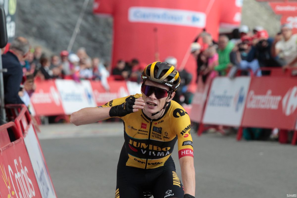 Zieke Vingegaard deed stiekem een Dumoulin en moest poepen tijdens Vuelta-rit: 'Gelukkig niet gefilmd'