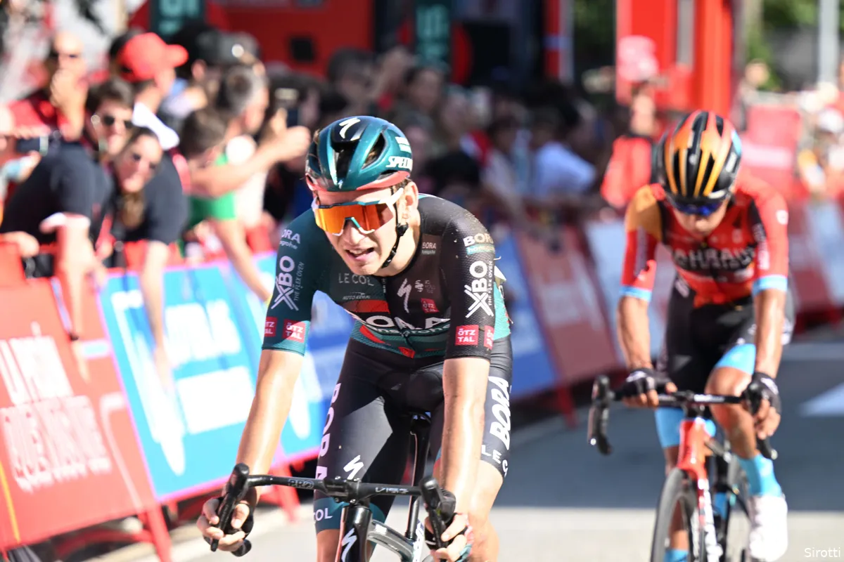 Kämna gaat erop, erover, en onderuit: 'Ik dacht: f*ck, ik kan deze bocht nooit meer halen'