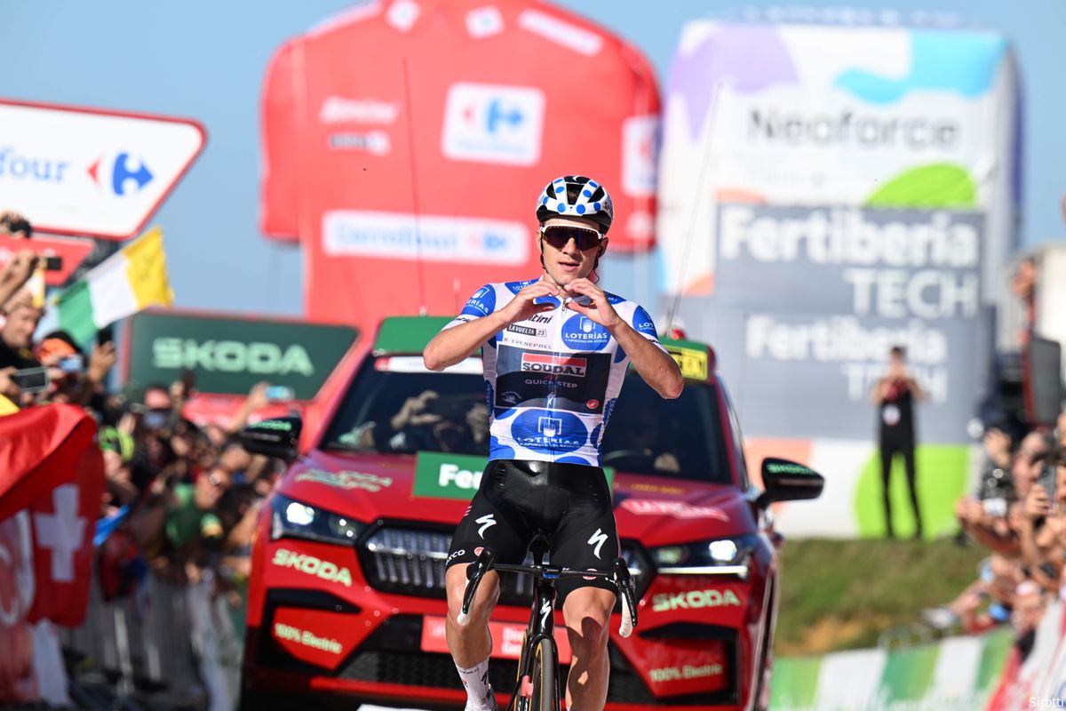 Remco Evenepoel toont (veer)kracht opnieuw in Vuelta: 'Mijn juichgebaar? Dat was voor Oumi'