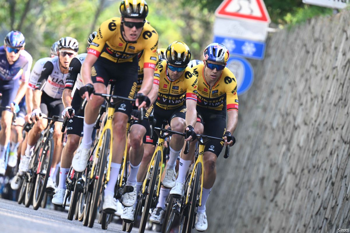 UCI reageert op mogelijke fusie: 'Naleven contracten personeel, tot 2025 17 WorldTour-ploegen'