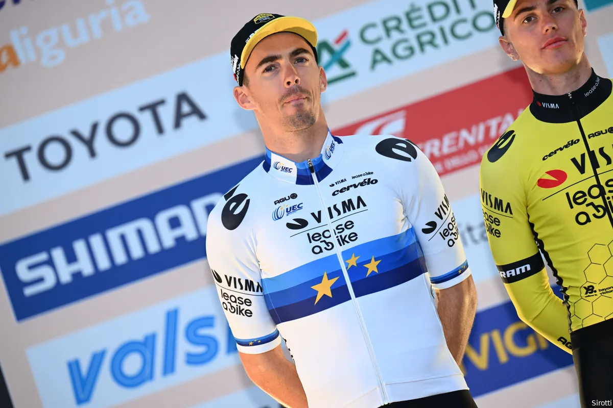 Visma | Lease a Bike looft Kooij, maar baalt na Sanremo-climax van zieke Laporte: 'Daar zit hij altijd bij'