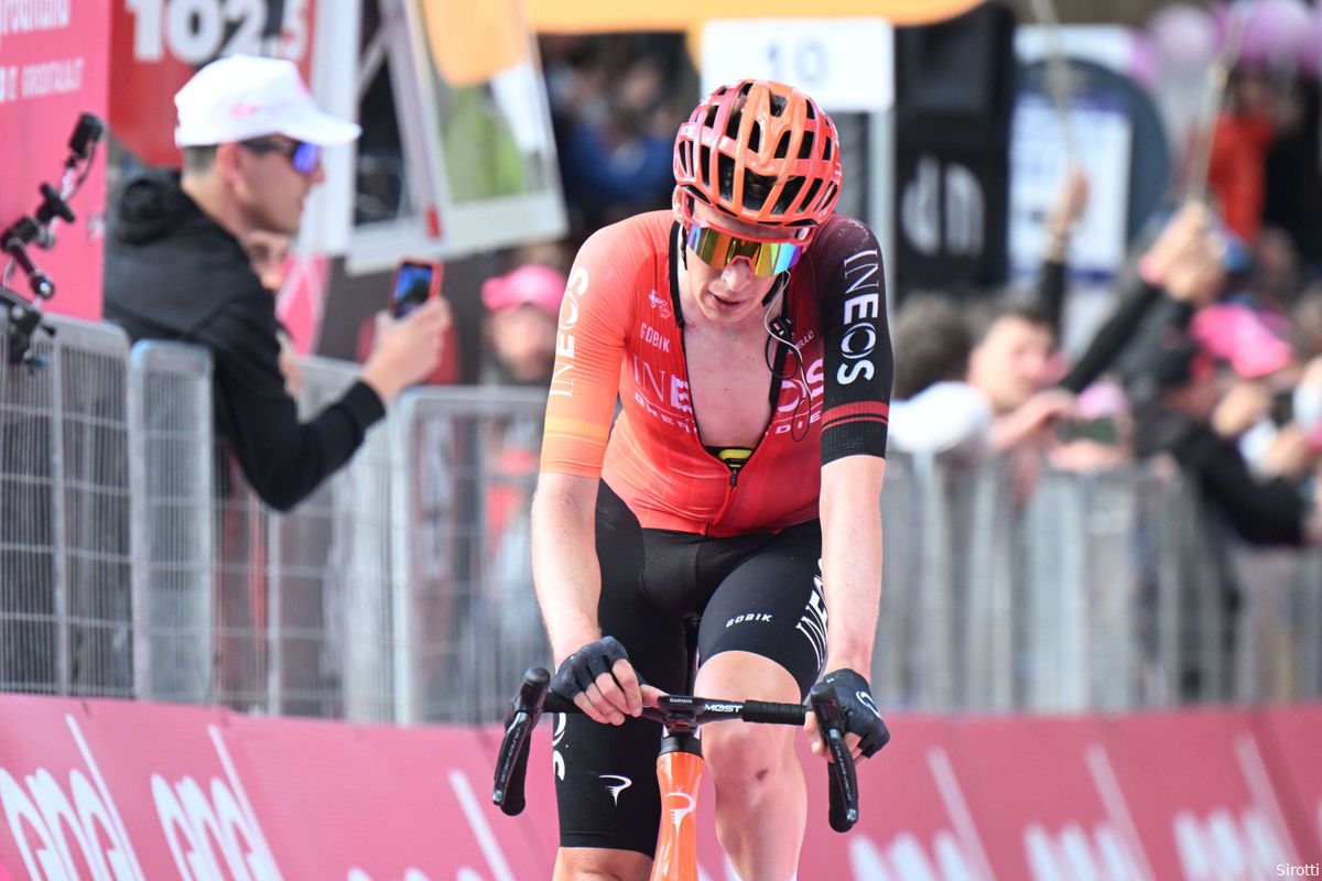 Side stitch hits Arensman in final phase of Giro mountain stage: Dutchman drops from 9th to 11th in GC