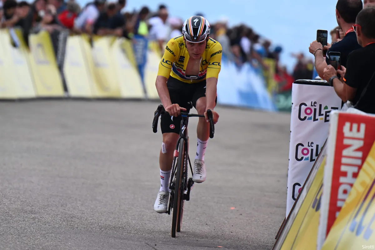 Evenepoel en Lefevere compleet relaxed, ondanks ogenschijnlijk alarmerende tik: 'Moet nog 1,5 kilo vanaf'