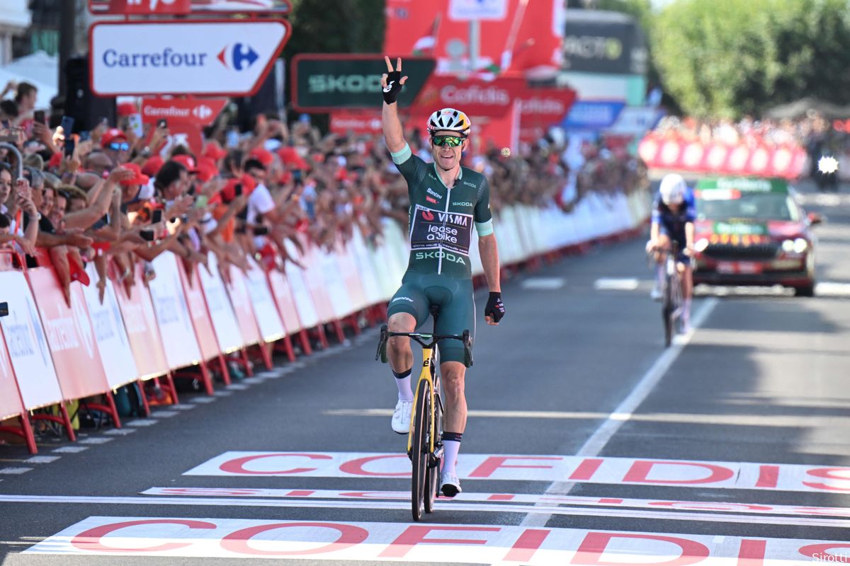 Monsterlijke Van Aert, terug als in z'n beste dagen! Visma-ster pakt derde Vuelta-rit na magnifiek dagje klimmen