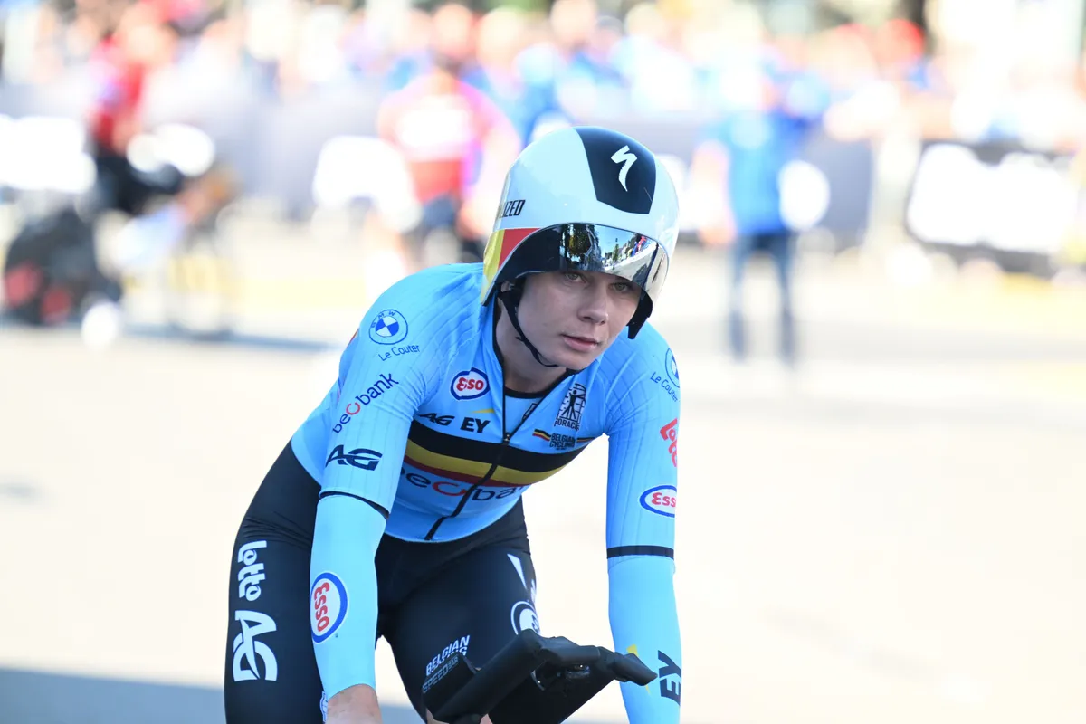 lotte kopecky02