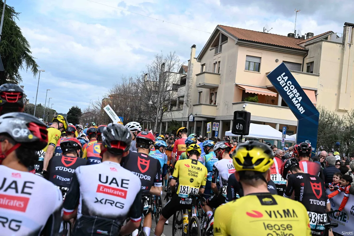 uae visma peloton