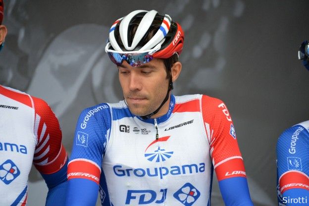 Groupama-FDJ liet Pinot te lang doorrijden met blessure: 'Hij betaalt voor de gevolgen'