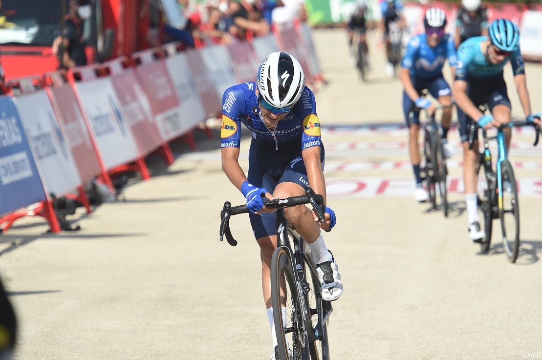 Bagioli eindigt knap als derde in Vuelta: 'Tevreden, maar overwinning was beter'