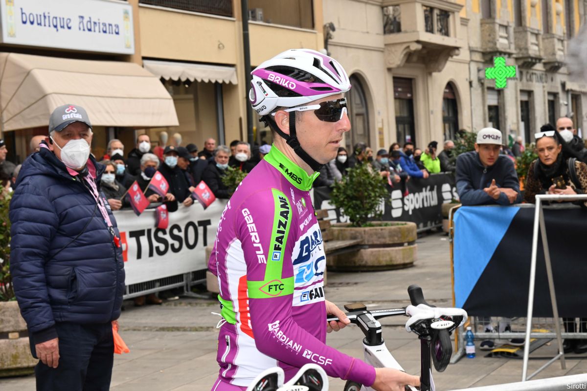 Bardiani mikt met Modolo, Fiorelli en Zana op etappezege in Giro d'Italia; geen Battaglin