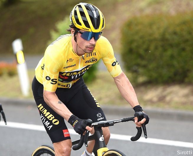 Goed nieuws rond knieblessure Roglic: 'Willen zijn knie volgende week weer volledig belasten'