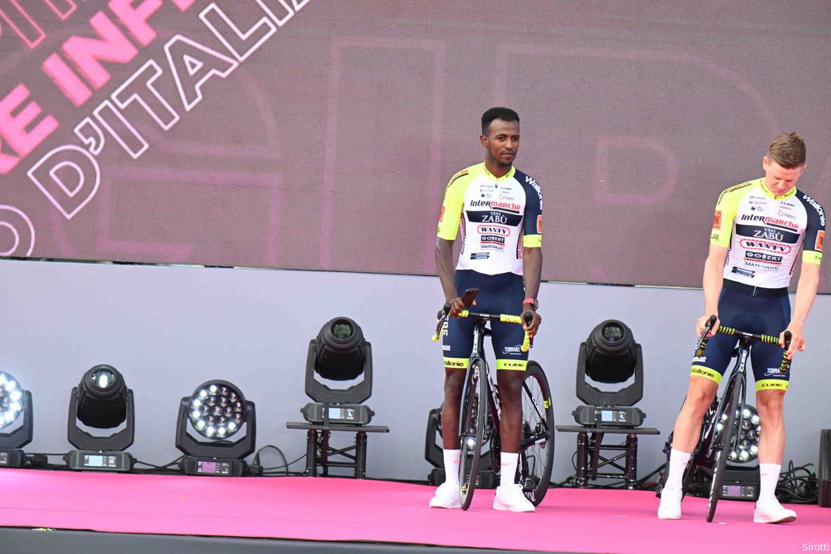 Interview | Girmay tempert de verwachtingen: 'Vooral ervaring opdoen in Giro'