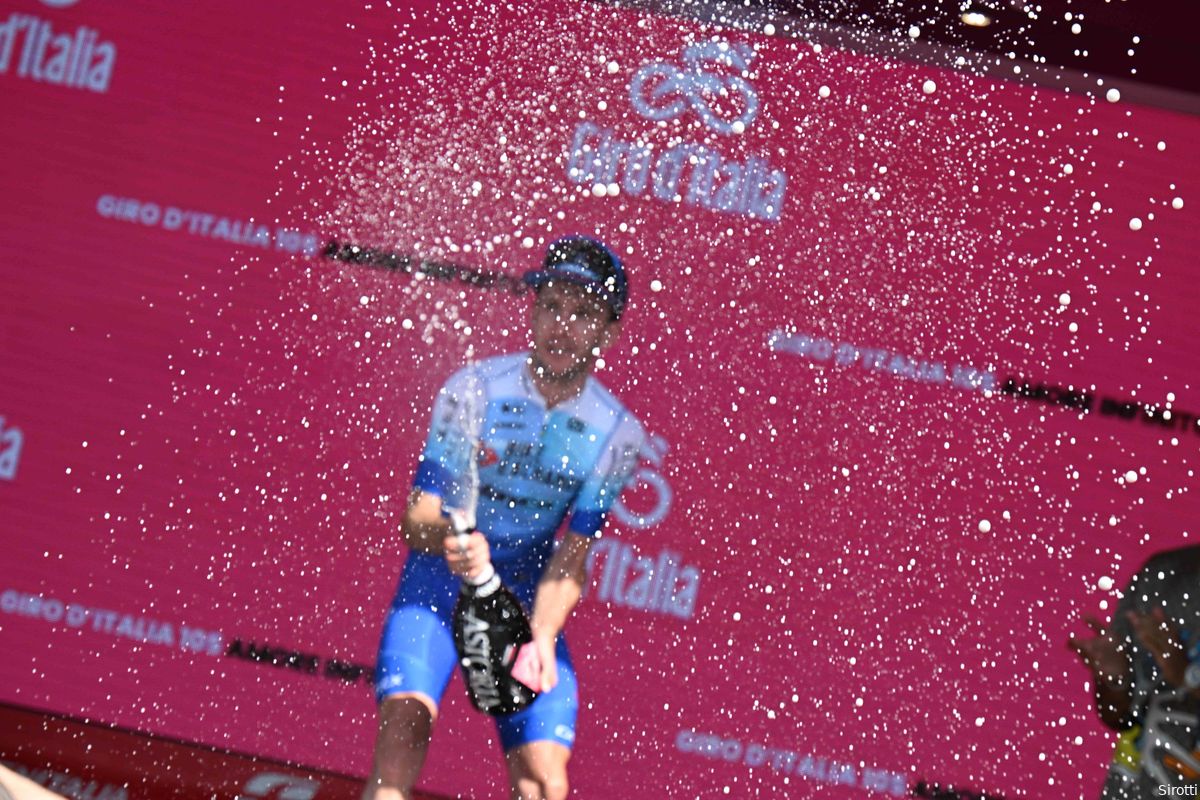 Yates amper blij met ritzege in Giro: 'Ik had er al vijf, ik kwam hier om de Giro te winnen'